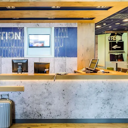 Ibis Budget Alexanderplatz 호텔 *